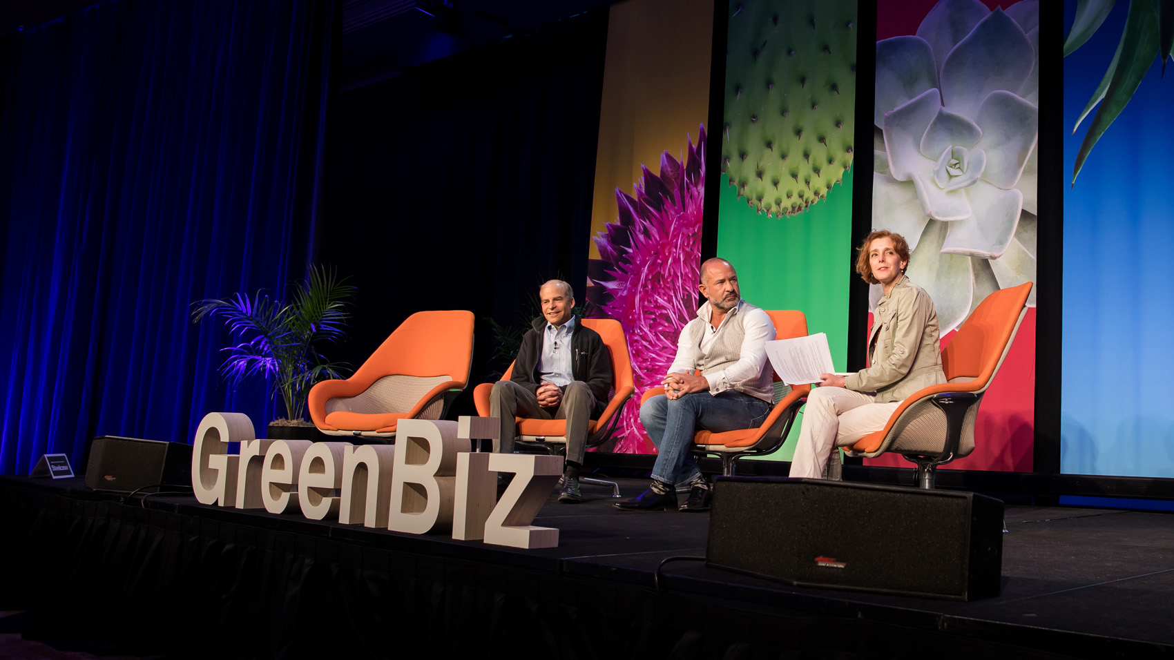 fisk johnson participating in a panel discussion on ocean plastic at green biz