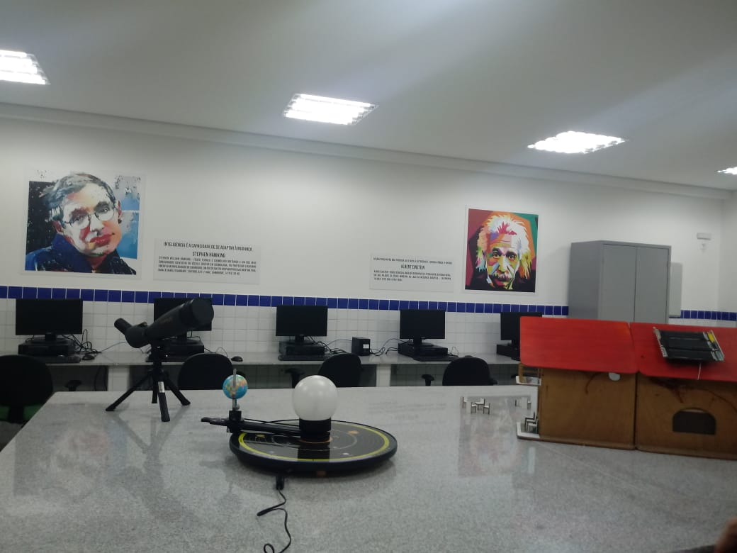 Sala de aula de STEM na Escola Johnson