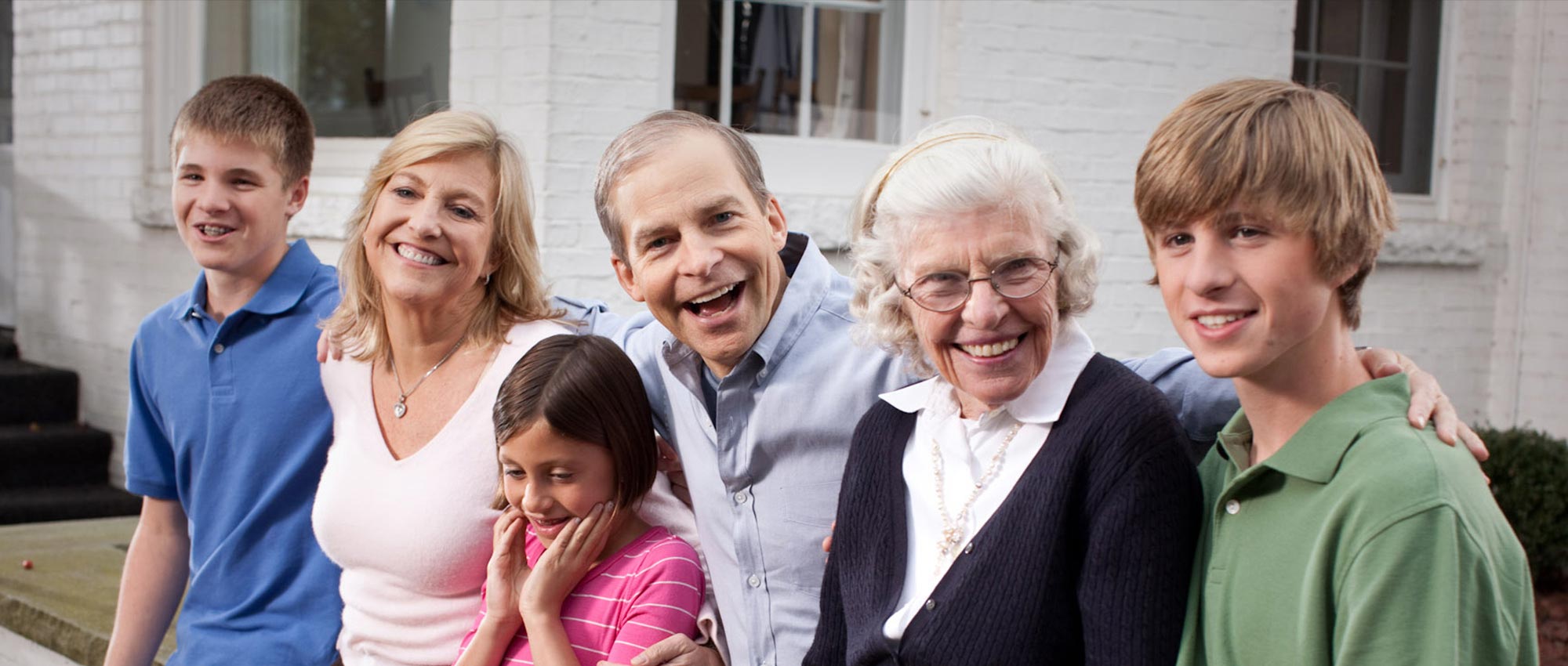 H. Fisk Johnson mit Mitgliedern der Familie Johnson