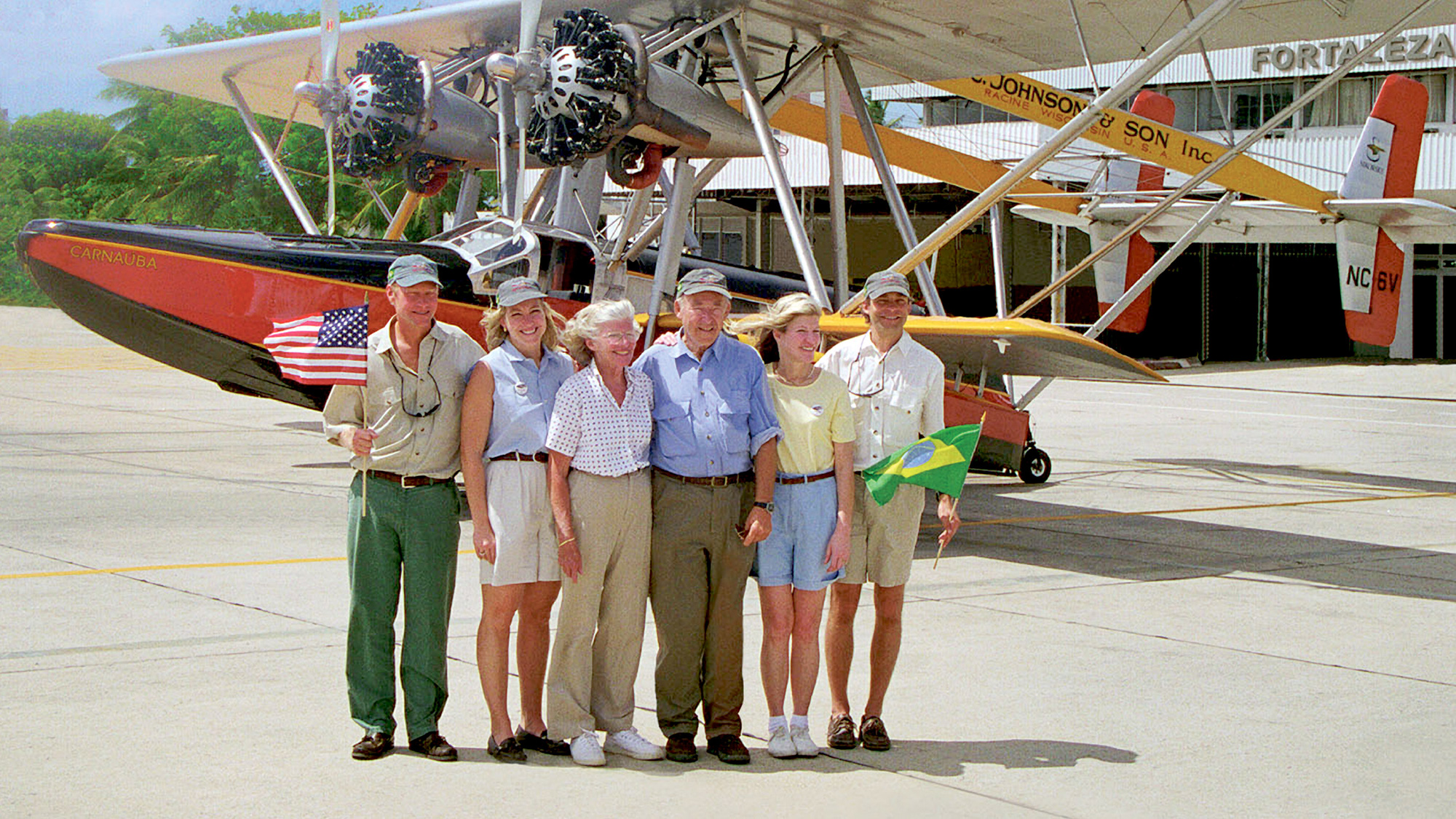 Gene Johnson con la famiglia Johnson in Brasile