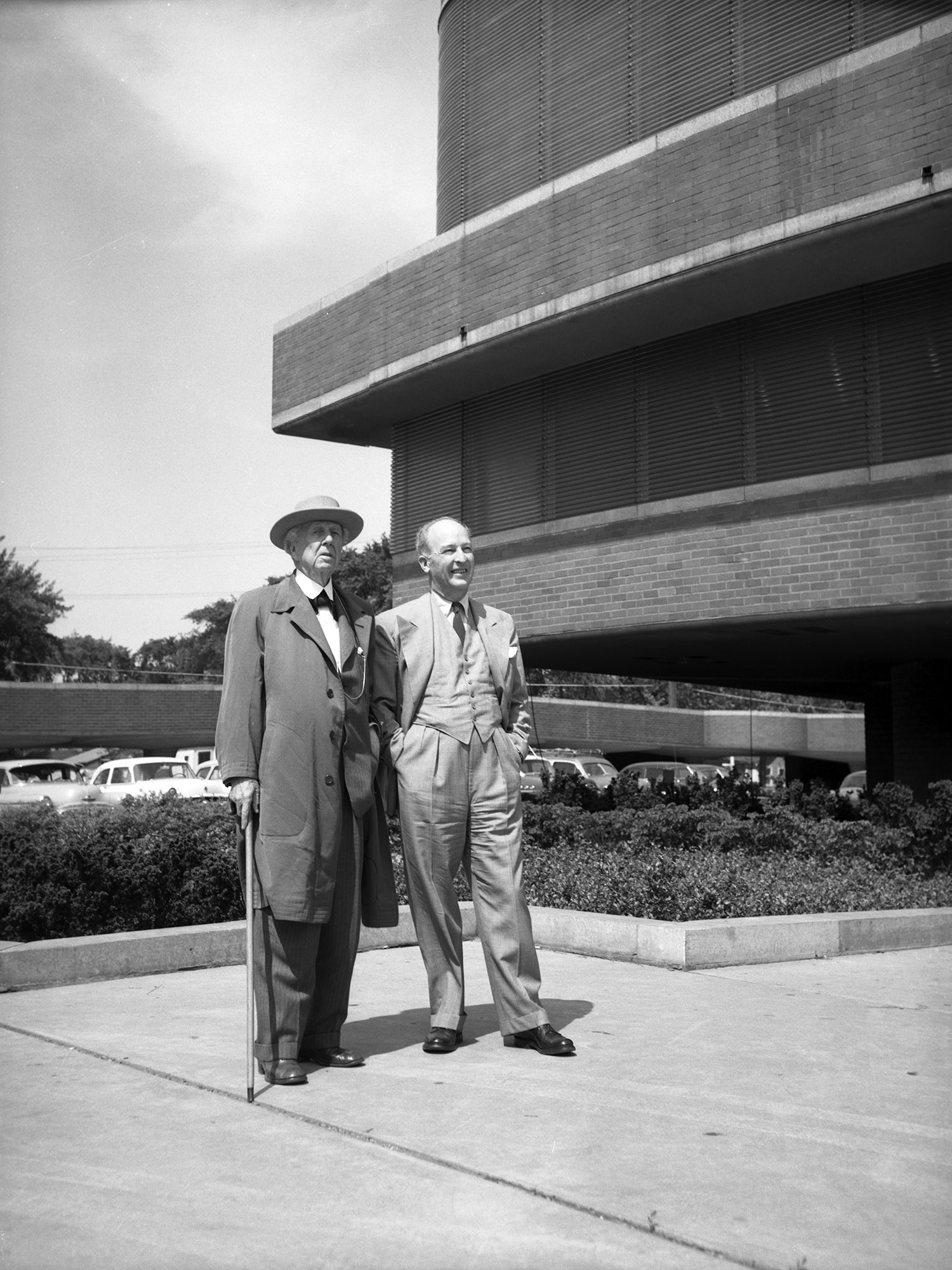 H.F. Johnson, Jr. mit Frank Lloyd Wright