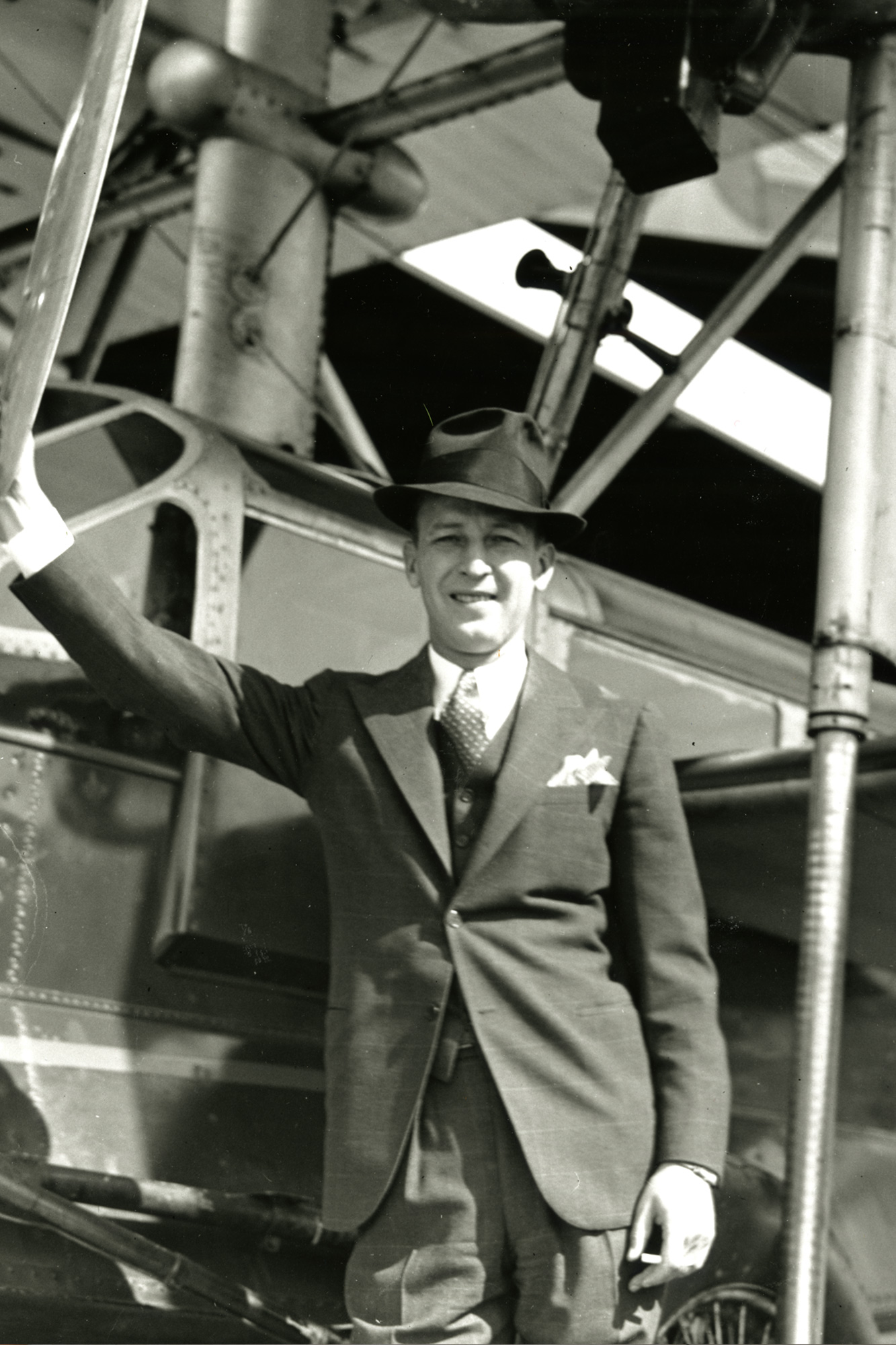 H.F. Johnson Jr avec l’avion Carnaúba