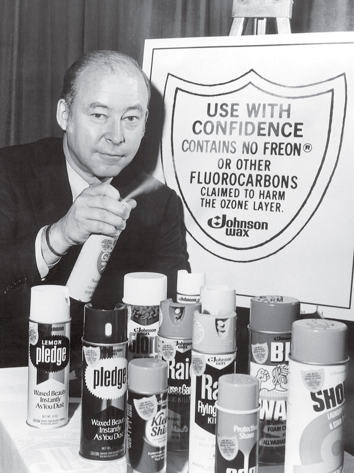 Sam Johnson a pris la décision de retirer les chlorurofluorurocarbones (CFC) de tous les produits pour être plus respectueux de l’environnement et parce que c’était la bonne chose à faire.